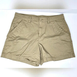 Eddie Bauer Women's Tan Khaki Shorts Size 14 NWOT